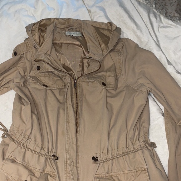 Tan rain jacket with hood! - Picture 6 of 7